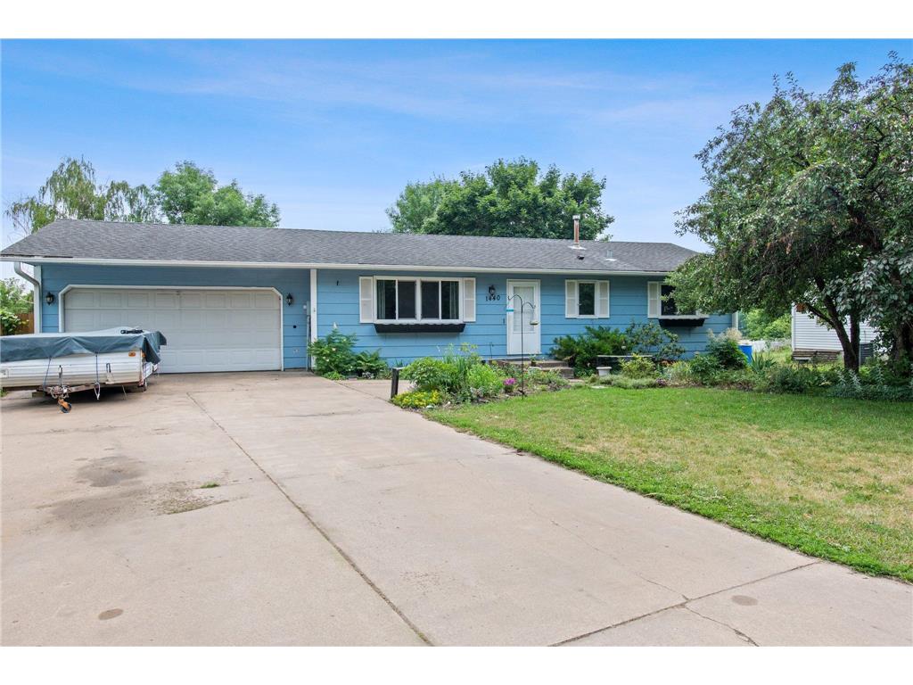 1440 Carriage Hills Drive S Cambridge MN 55008 6393060 image1