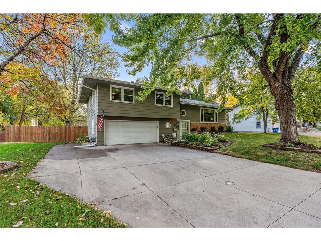 1440 Pennsylvania Avenue N Golden Valley MN 55427 6806515 image1