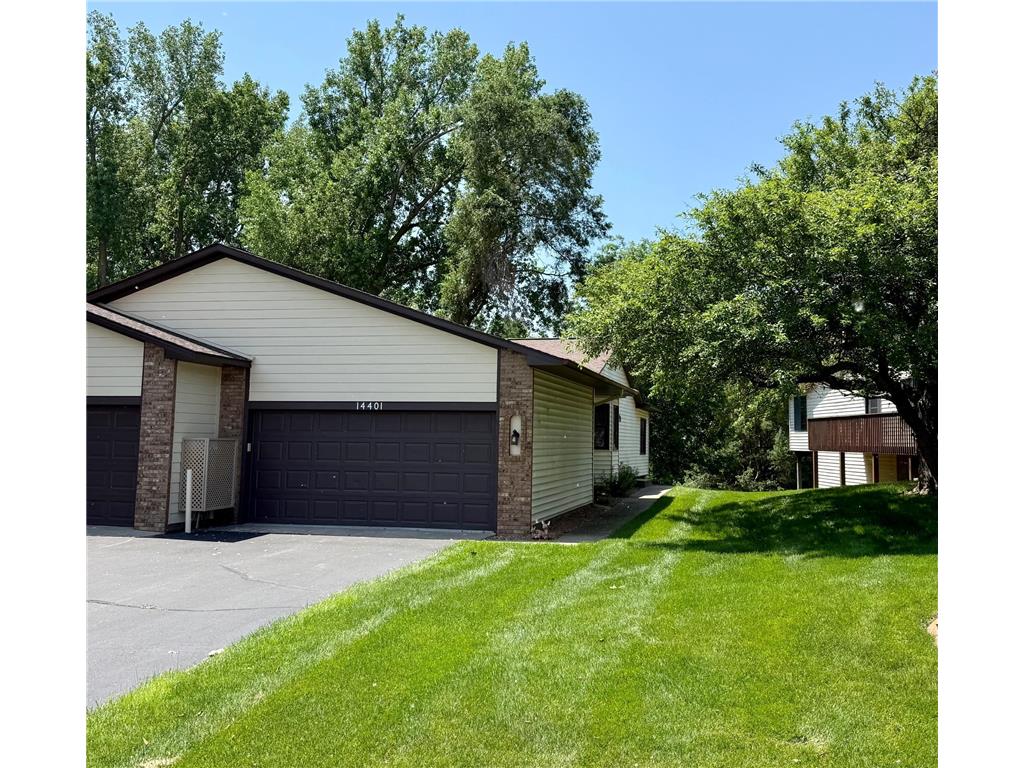 14401 Glenda Drive Apple Valley MN 55124 6742986 image1