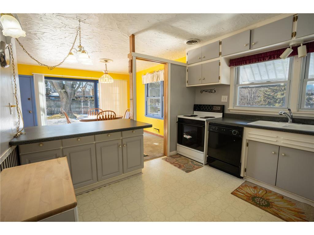 14408 Brunsvold Road Minnetonka MN 55345 7037044 image3