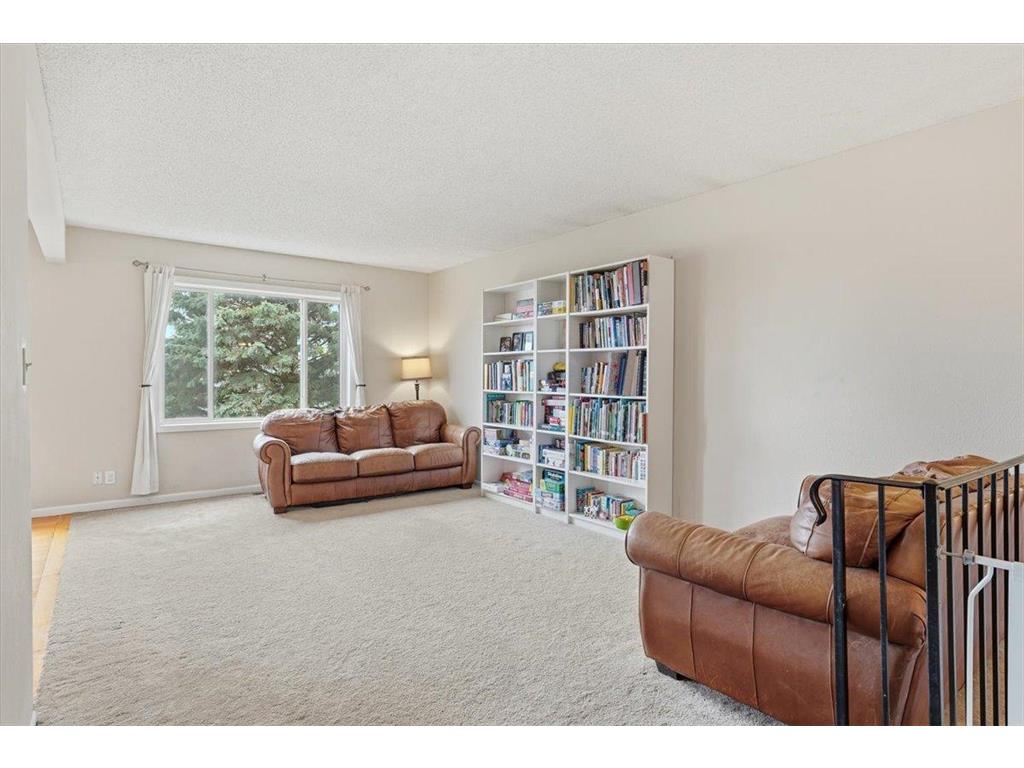 1441 Hallewood Boulevard New Richmond WI 54017 7071527 image3