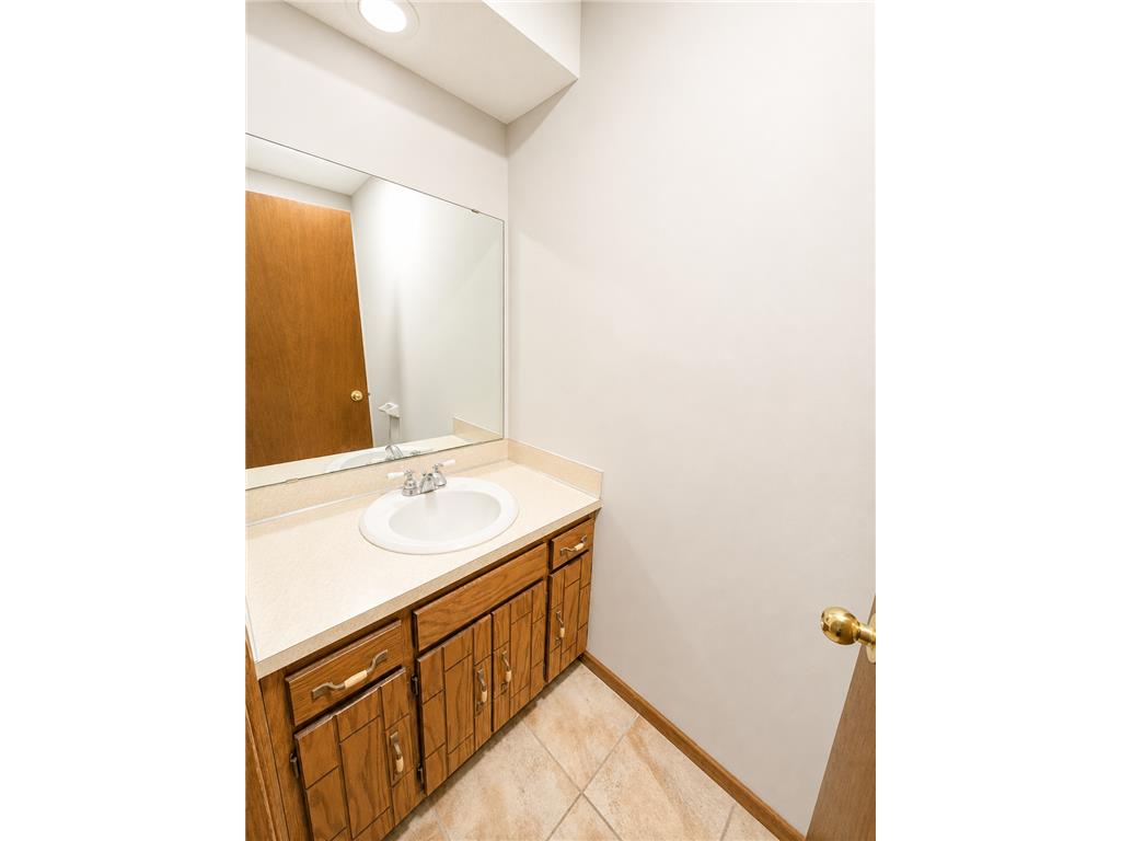 1442 Cleveland Street Anoka MN 55303 7079048 image10