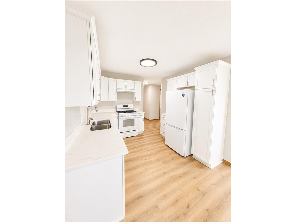 1442 Cleveland Street Anoka MN 55303 7079048 image11