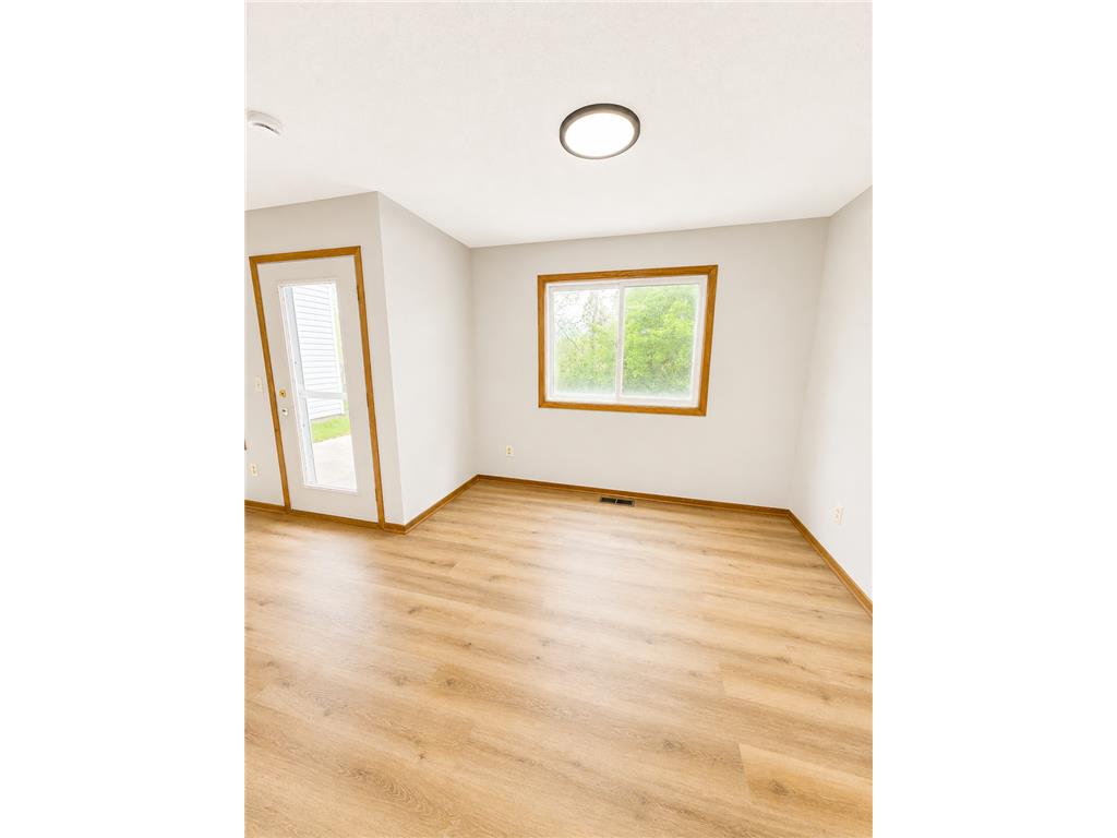 1442 Cleveland Street Anoka MN 55303 7079048 image12