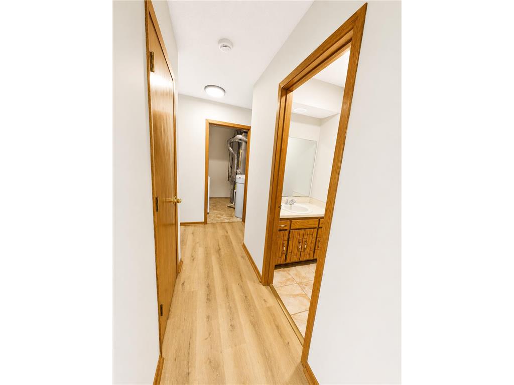 1442 Cleveland Street Anoka MN 55303 7079048 image9