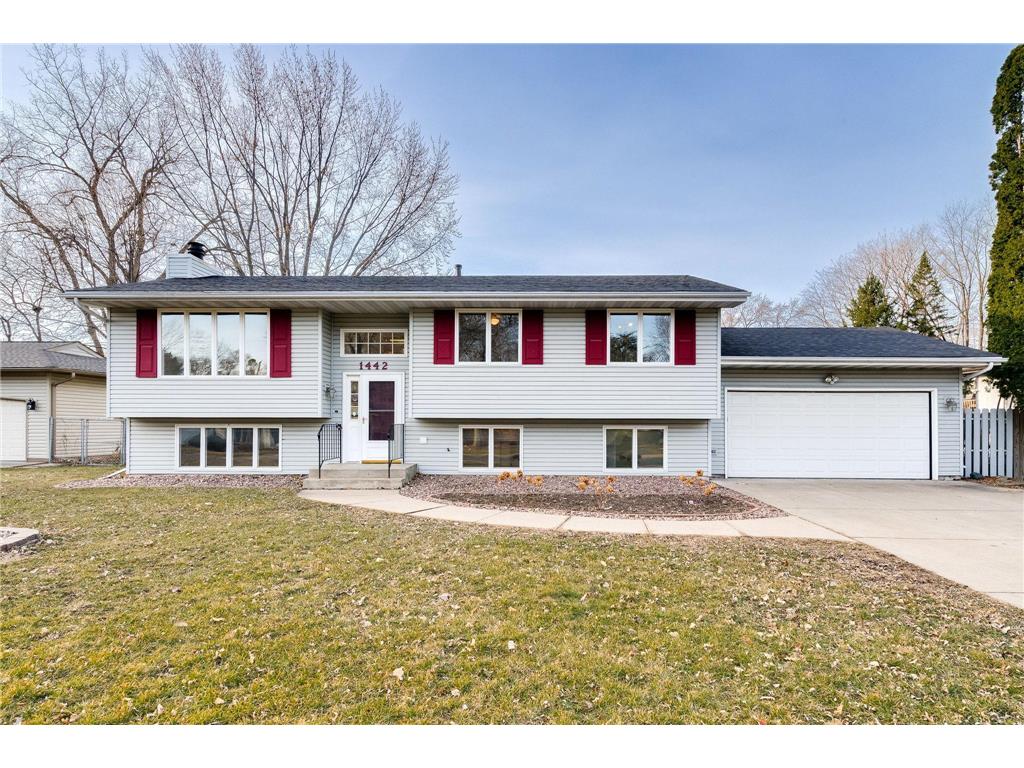 1442 Lark Avenue Maplewood MN 55109 6479411 image1