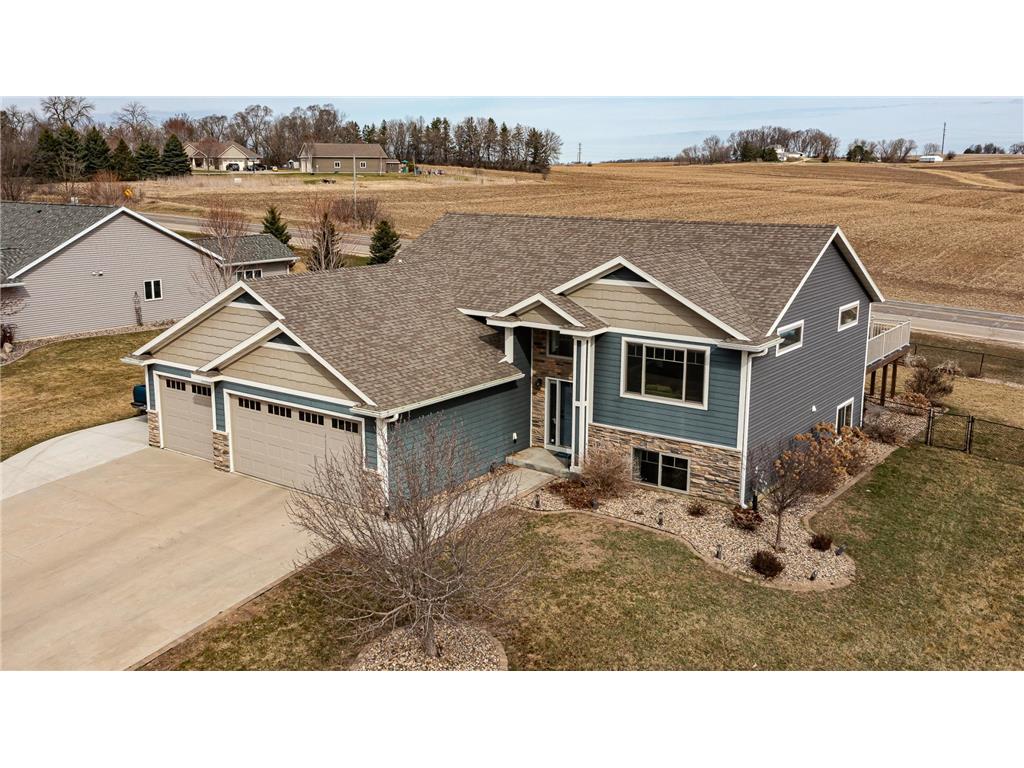 1442 N Pine Drive NE Pine Island MN 55963 7046092 image1