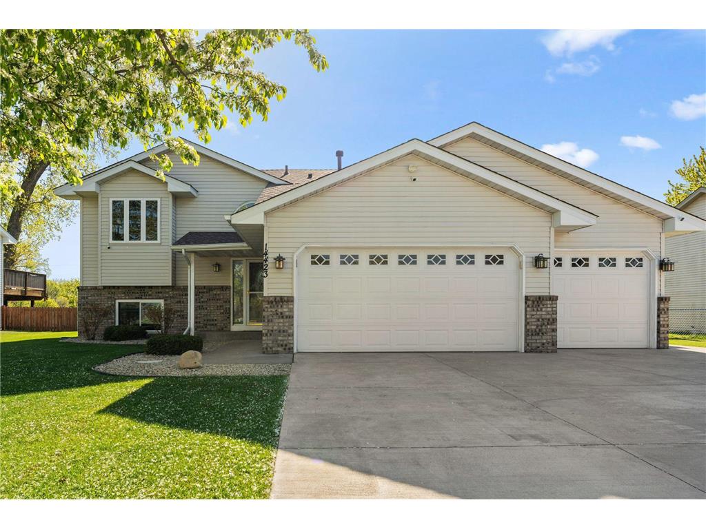 14423 Vale Street NW Andover MN 55304 7071617 image1