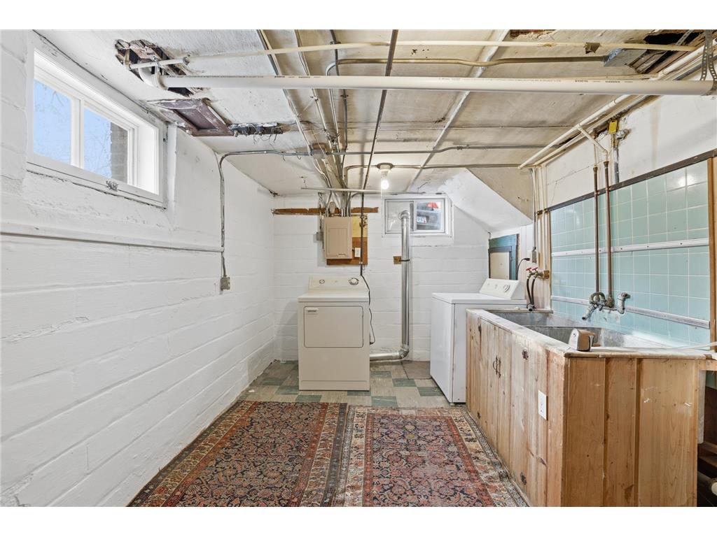 1443 Hazelwood Street Saint Paul MN 55106 6790002 image20