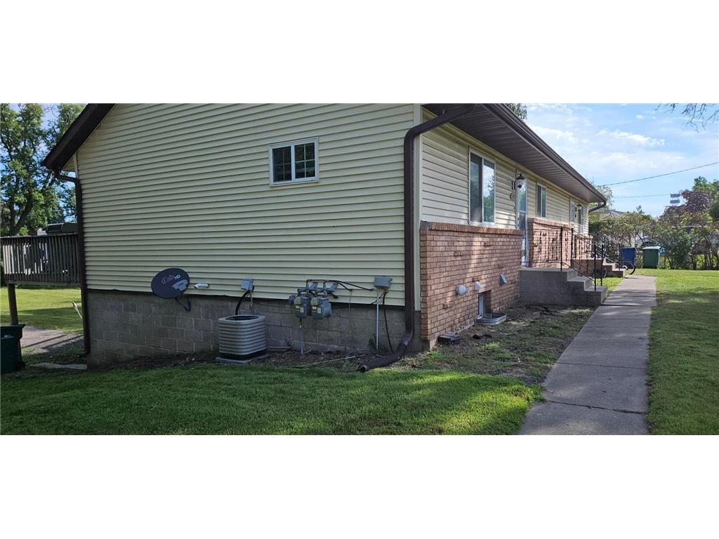 14432 15th Avenue N Plymouth MN 55447 6791261 image21