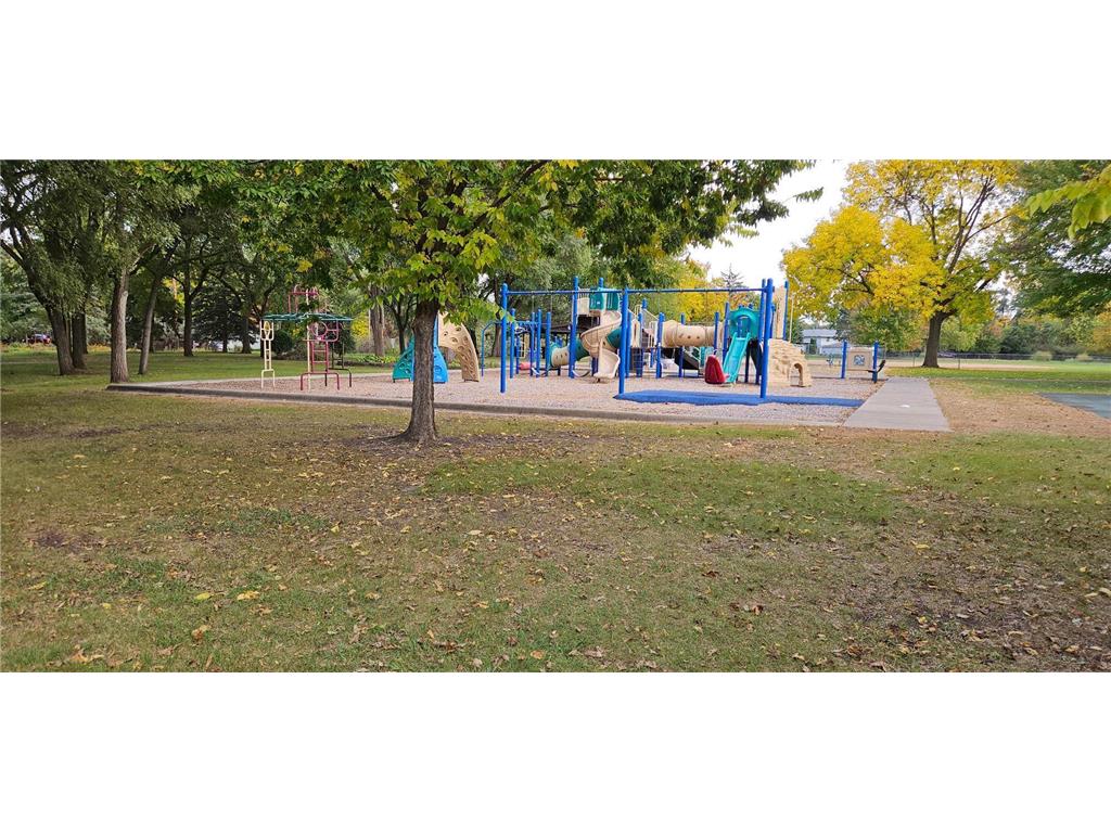 14432 15th Avenue N Plymouth MN 55447 6791261 image35