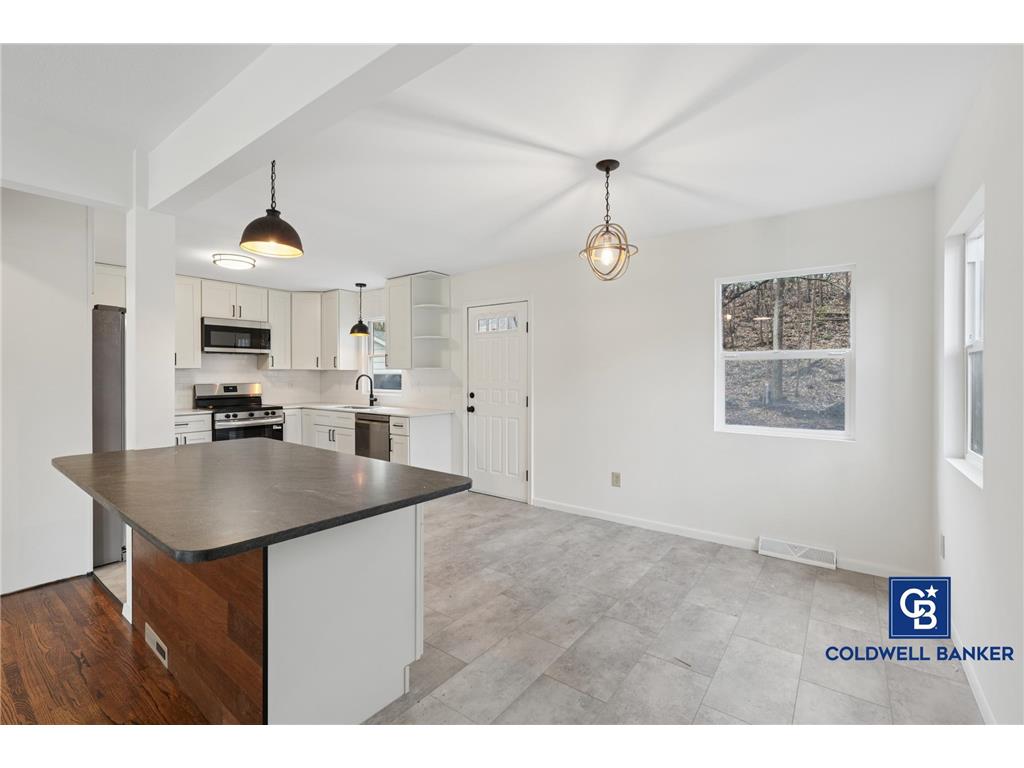 1444 Ames Avenue E Saint Paul MN 55106 7083417 image3