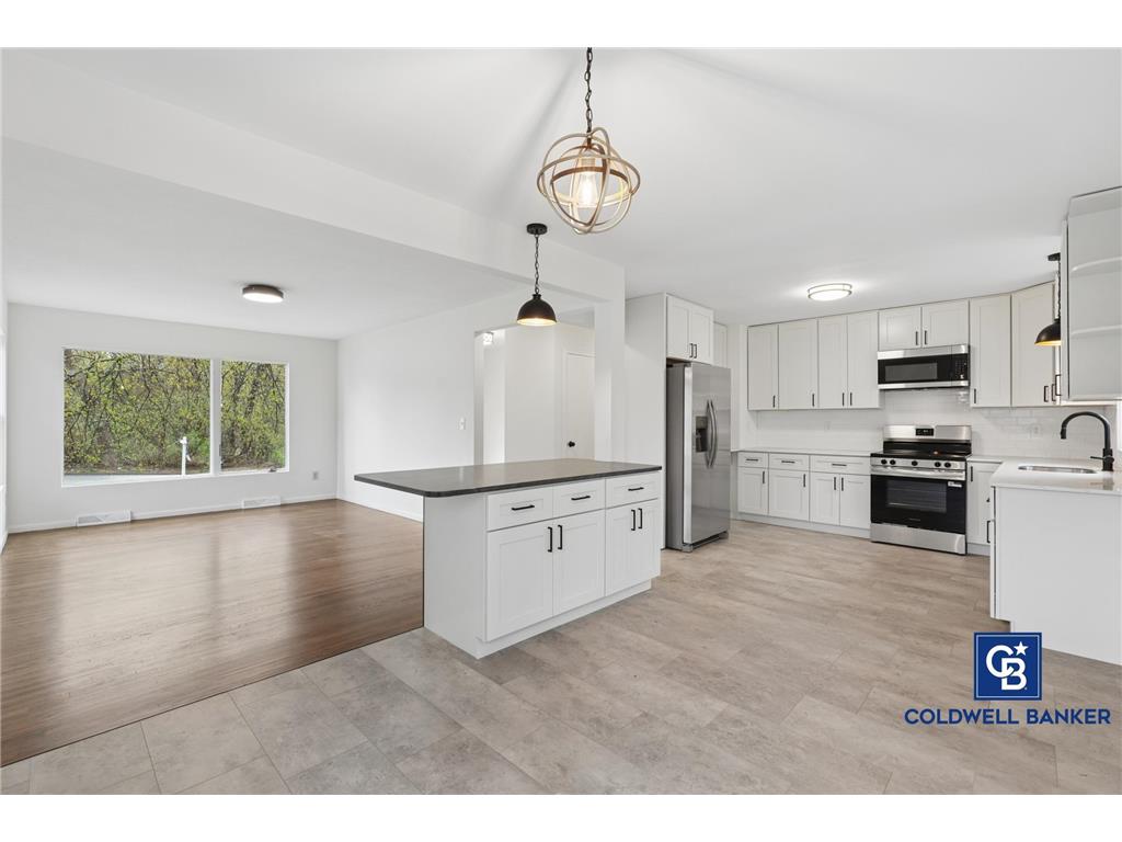 1444 Ames Avenue E Saint Paul MN 55106 7083417 image5