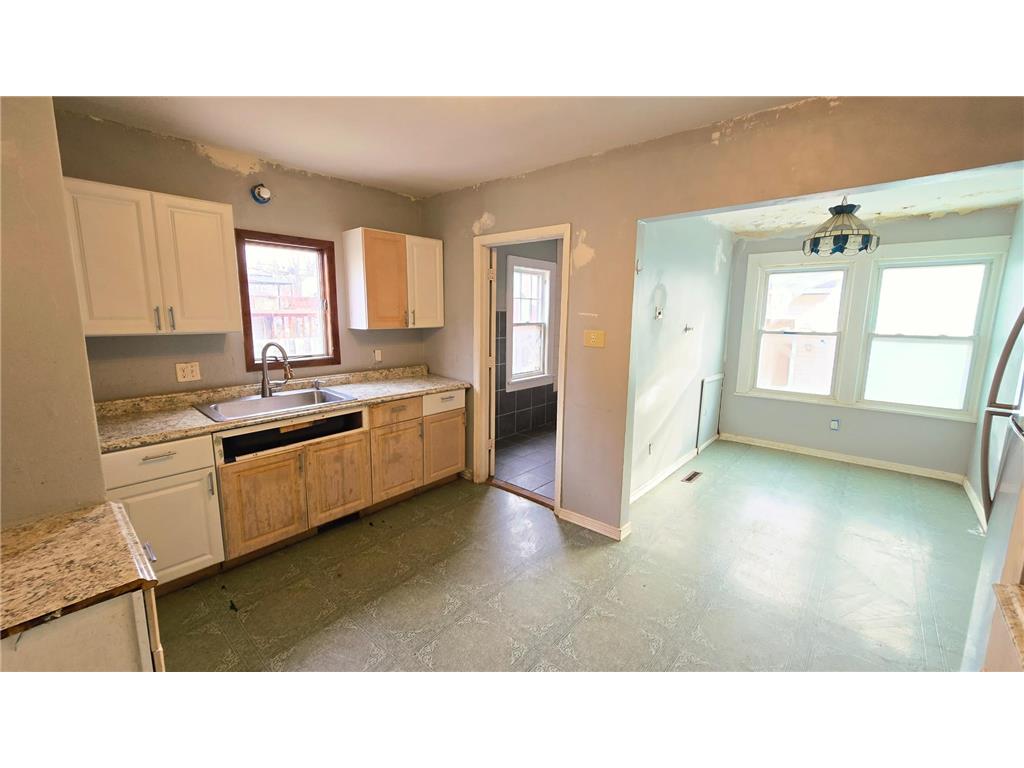 1444 Edgerton Street Saint Paul MN 55130 7042914 image12