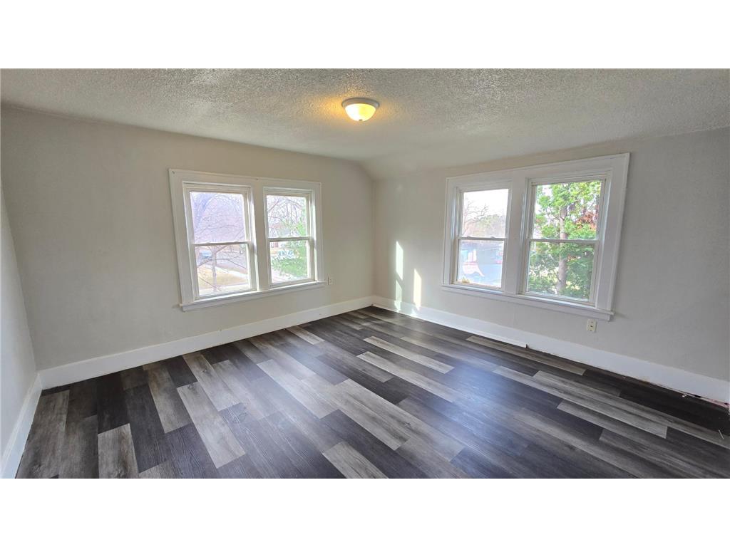 1444 Edgerton Street Saint Paul MN 55130 7042914 image25