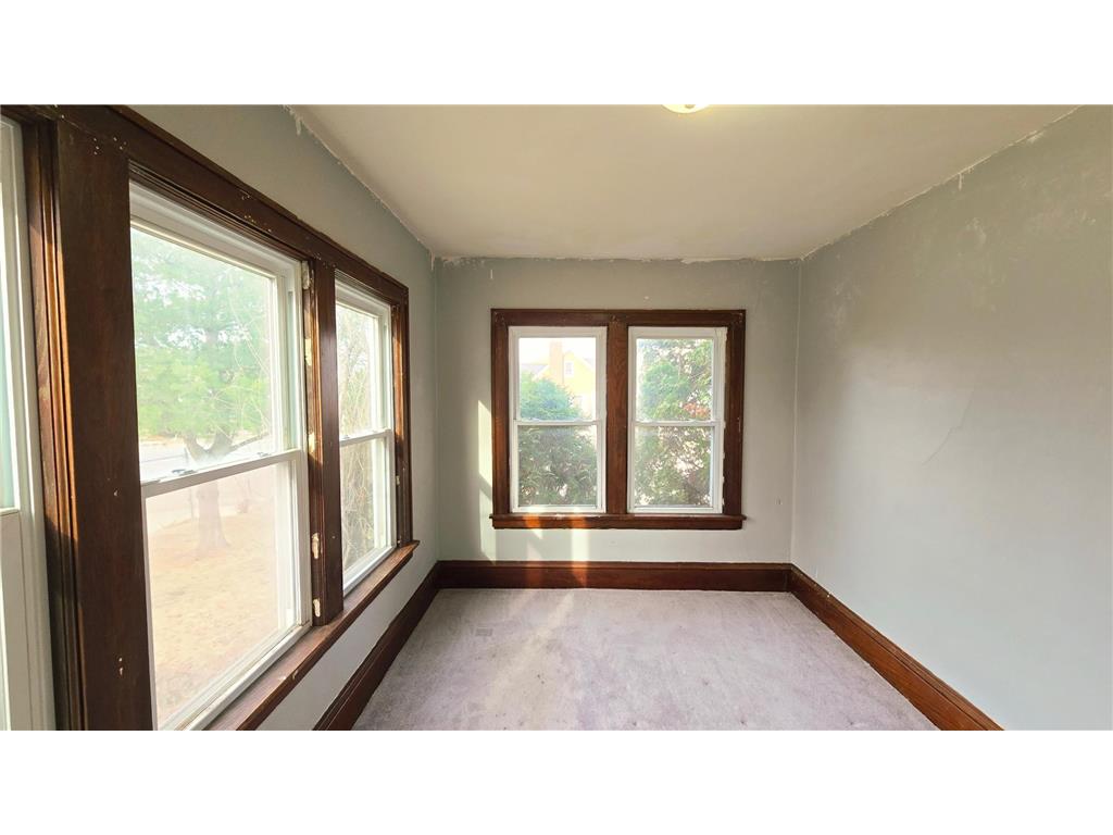 1444 Edgerton Street Saint Paul MN 55130 7042914 image6
