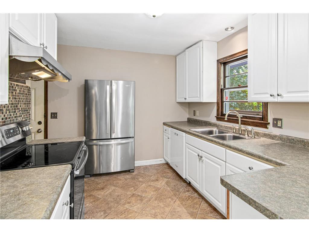 1444 Mcleod Street NE Columbia Heights MN 55421 7096740 image4