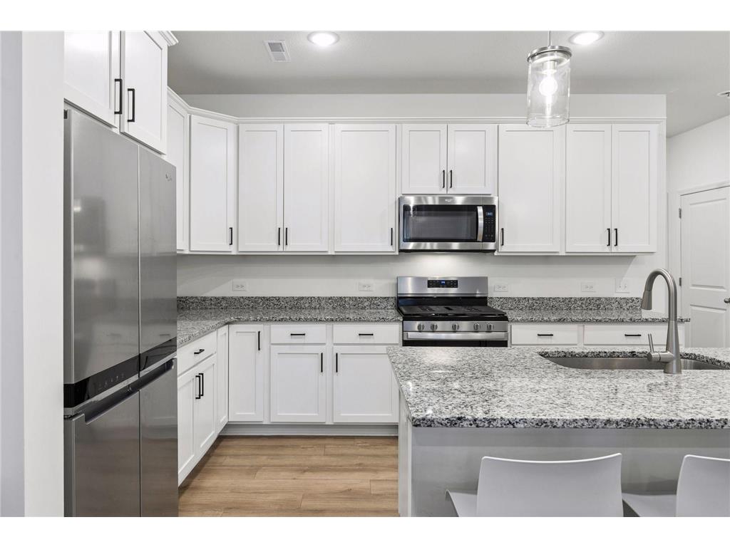 14440 Twin Lakes Circle Burnsville MN 55306 7037319 image19