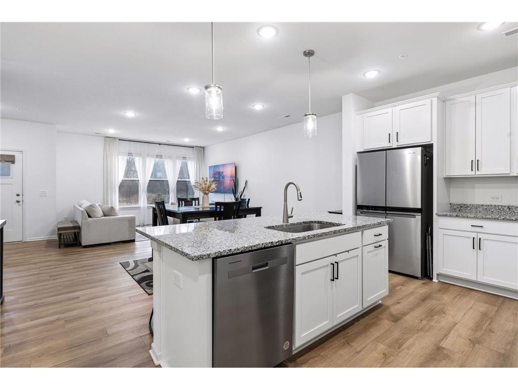 14440 Twin Lakes Circle Burnsville MN 55306 7037319 image21