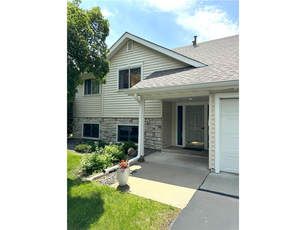 14445 Fairway Drive, Eden Prairie, MN, 55344 MLS 6542106 Edina Realty