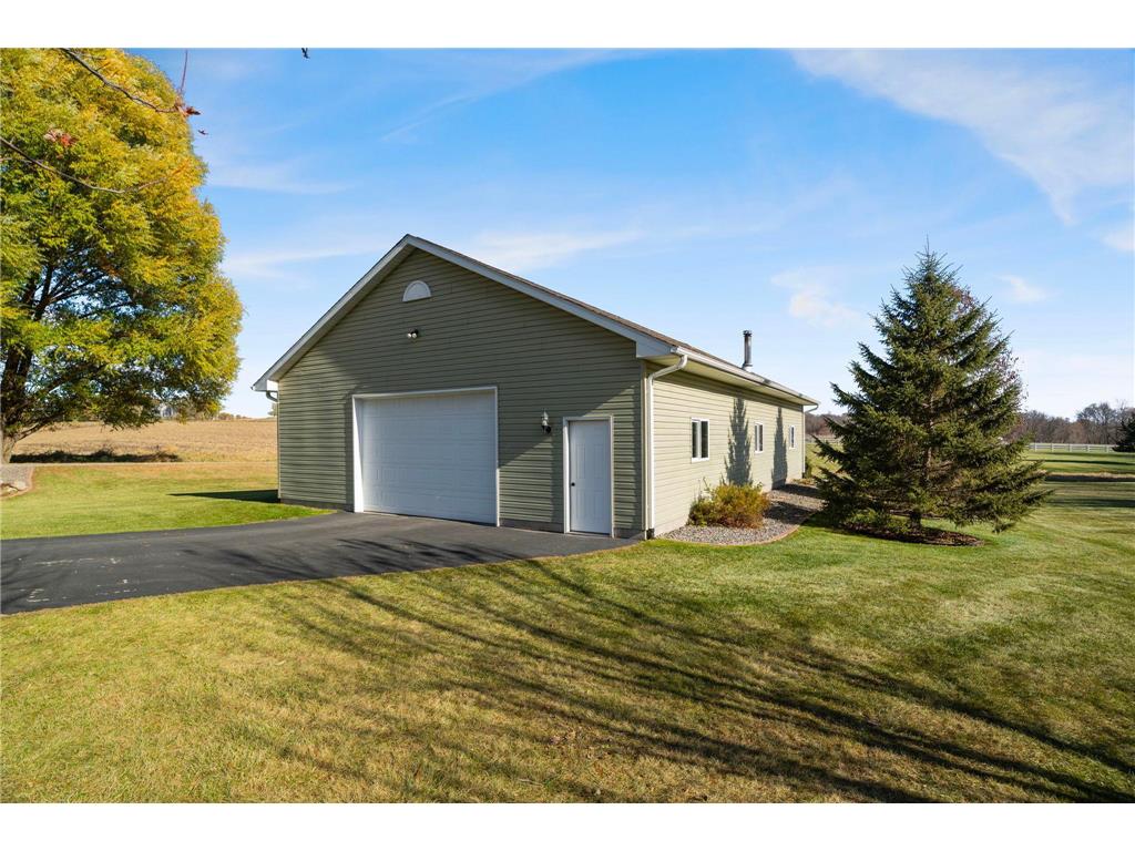 1445 Highway 25 SE Rockford Twp MN 55313 6811909 image38