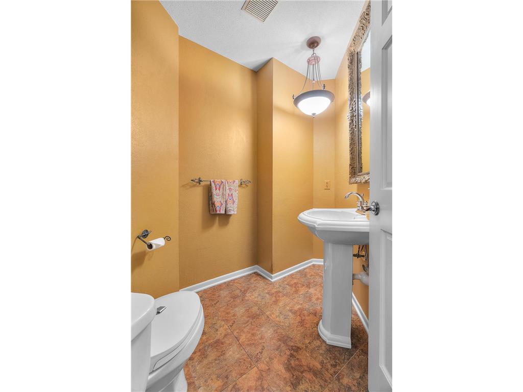 14451 Wellington Road Minnetonka MN 55391 7042042 image29