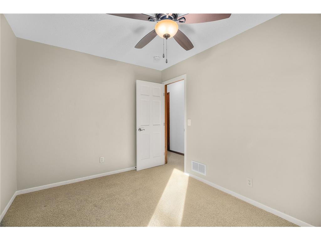 14451 Wellington Road Minnetonka MN 55391 7042042 image42