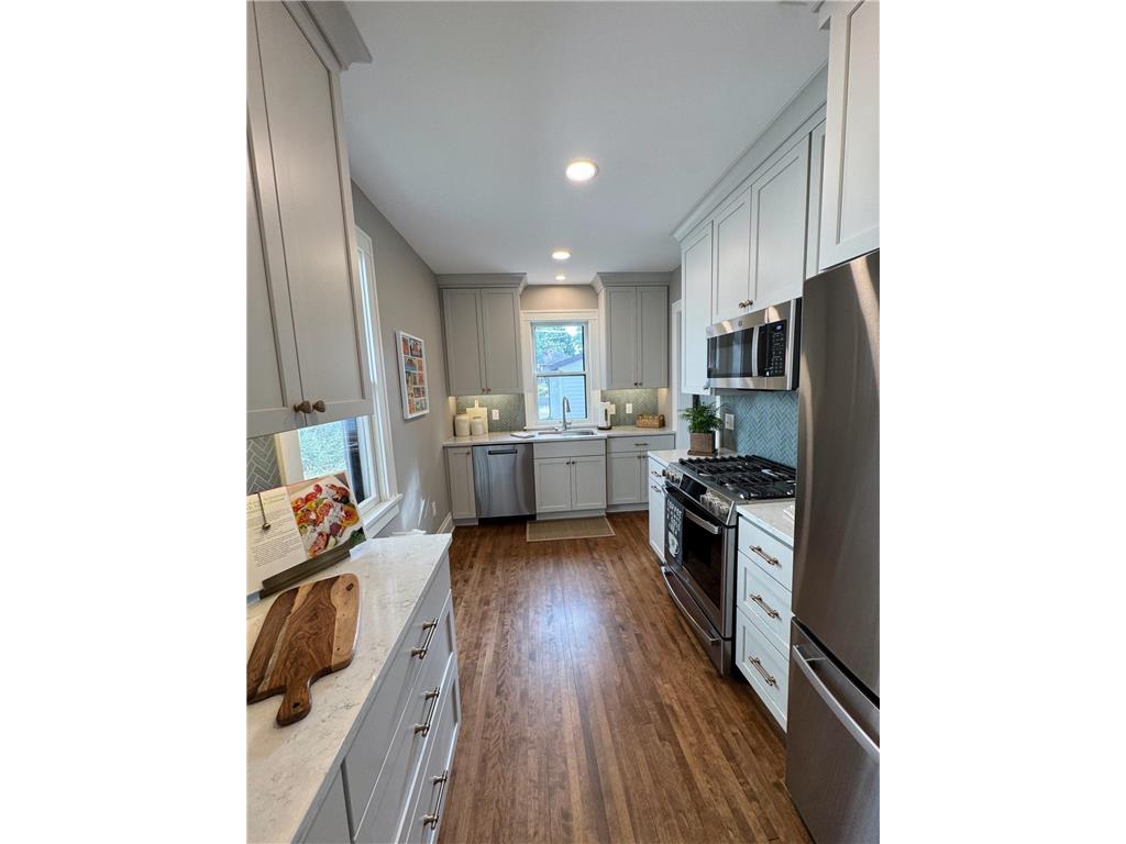 1446 Goodrich Avenue Saint Paul MN 55105 6816415 image7