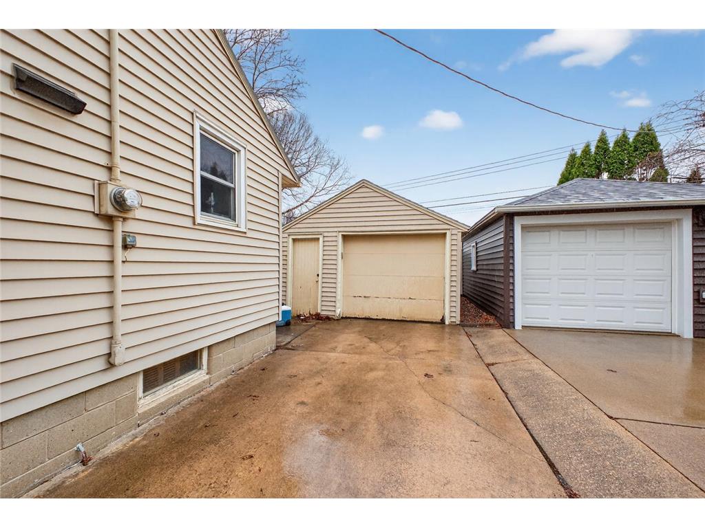 1447 13TH Avenue NW Rochester MN 55901 7051951 image4