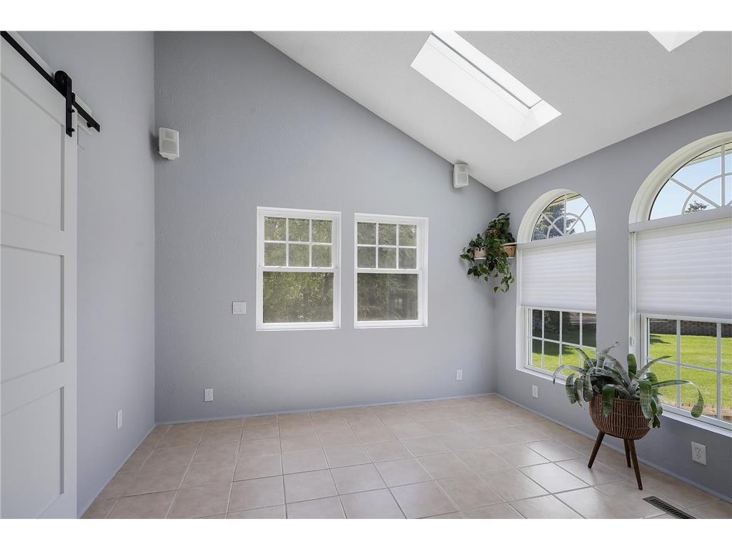 1448 Surrey Alcove Woodbury MN 55125 7074665 image15