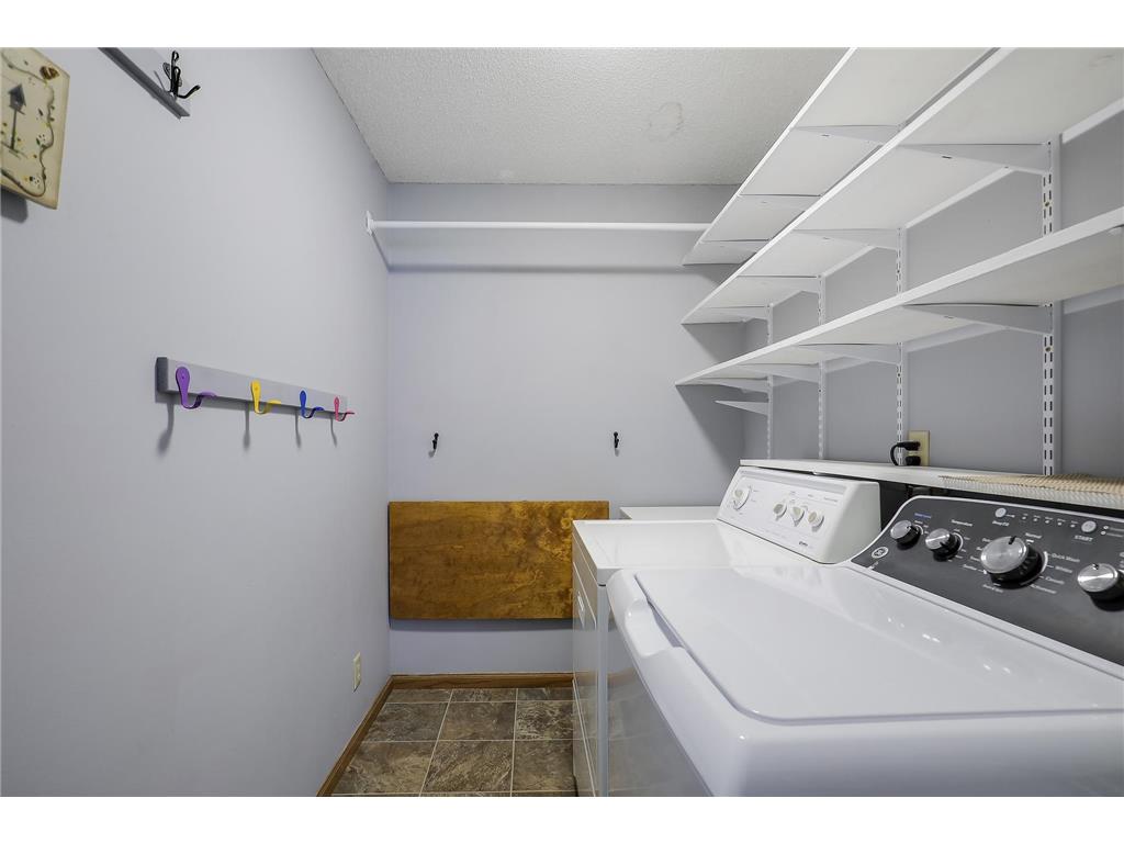 1448 Surrey Alcove Woodbury MN 55125 7074665 image32