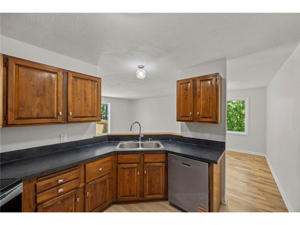 14488 Garden View Drive Apple Valley MN 55124 7083545 image10