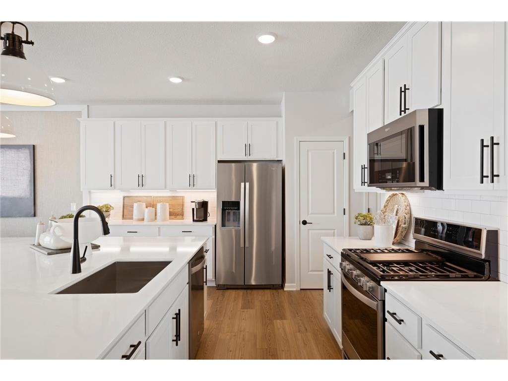 14499 103rd Place N Maple Grove MN 55369 7006952 image2