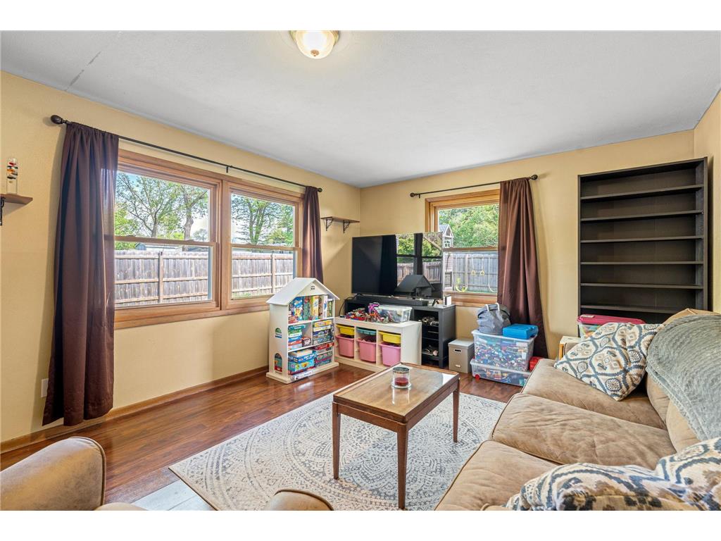 145 17th Street NE Owatonna MN 55060 7076485 image2