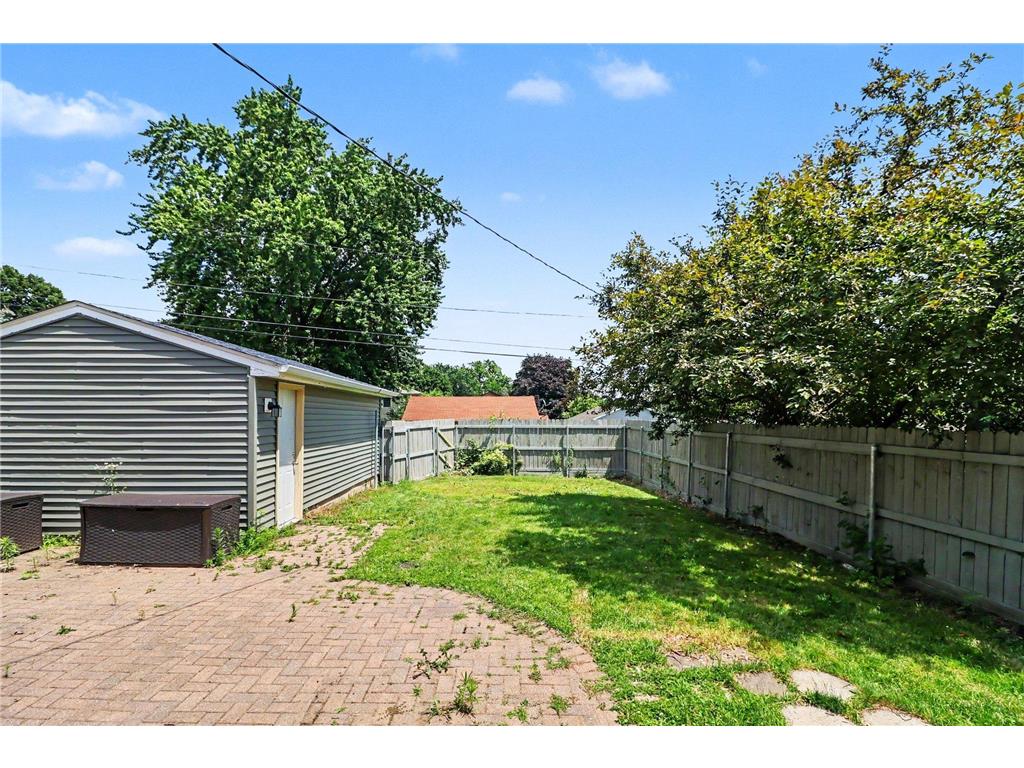 145 18th Avenue S South Saint Paul MN 55075 7099590 image26
