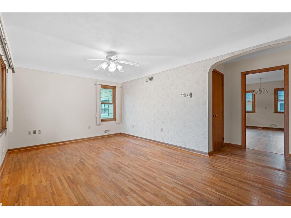 145 6th Street NW Plainview MN 55964 7094109 image2
