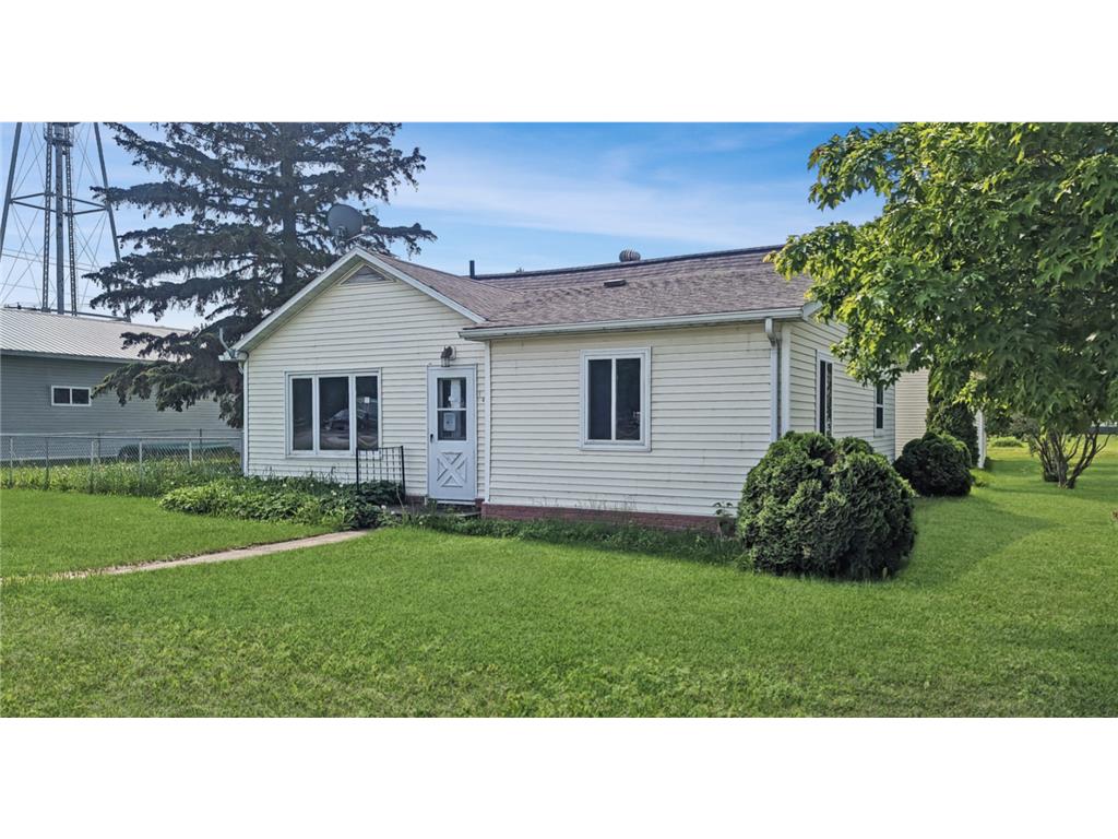 145 Central Avenue W Plummer MN 56748 6345861 image1