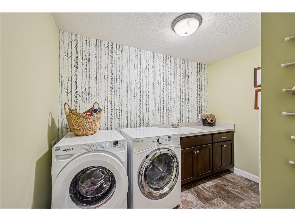 145 Cutacross Road Golden Valley MN 55422 7038843 image23