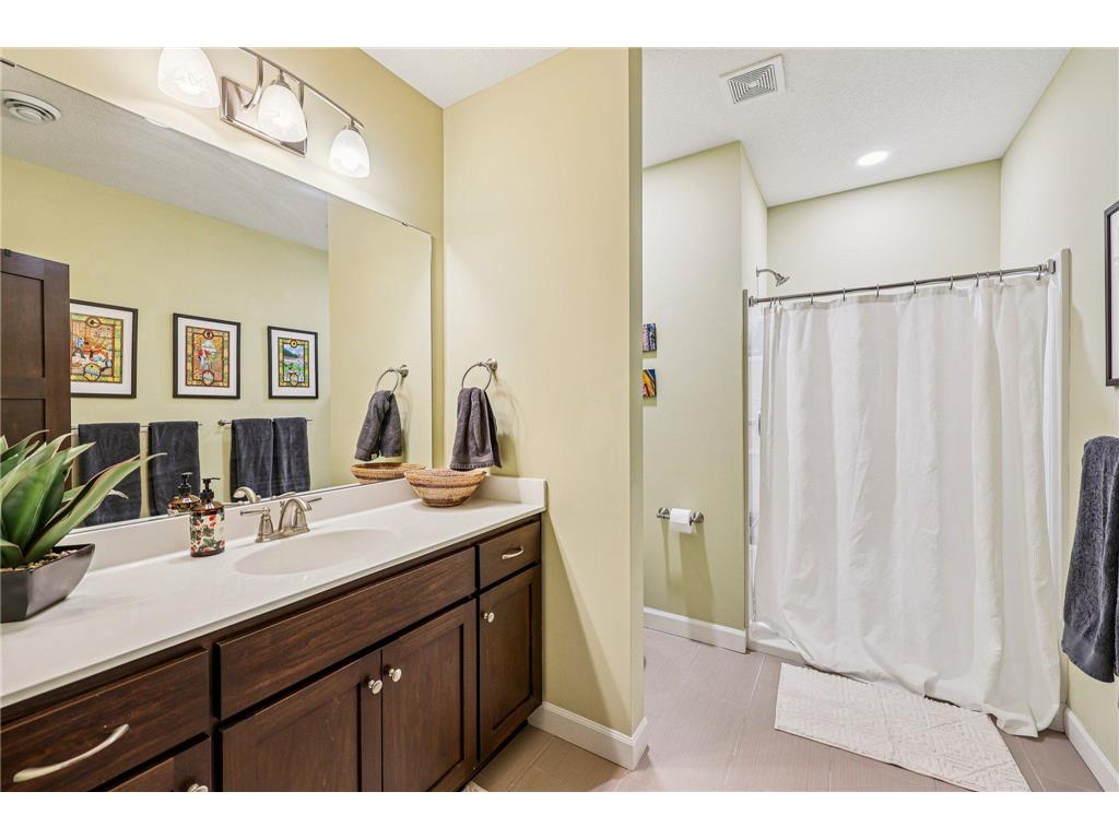 145 Cutacross Road Golden Valley MN 55422 7038843 image28