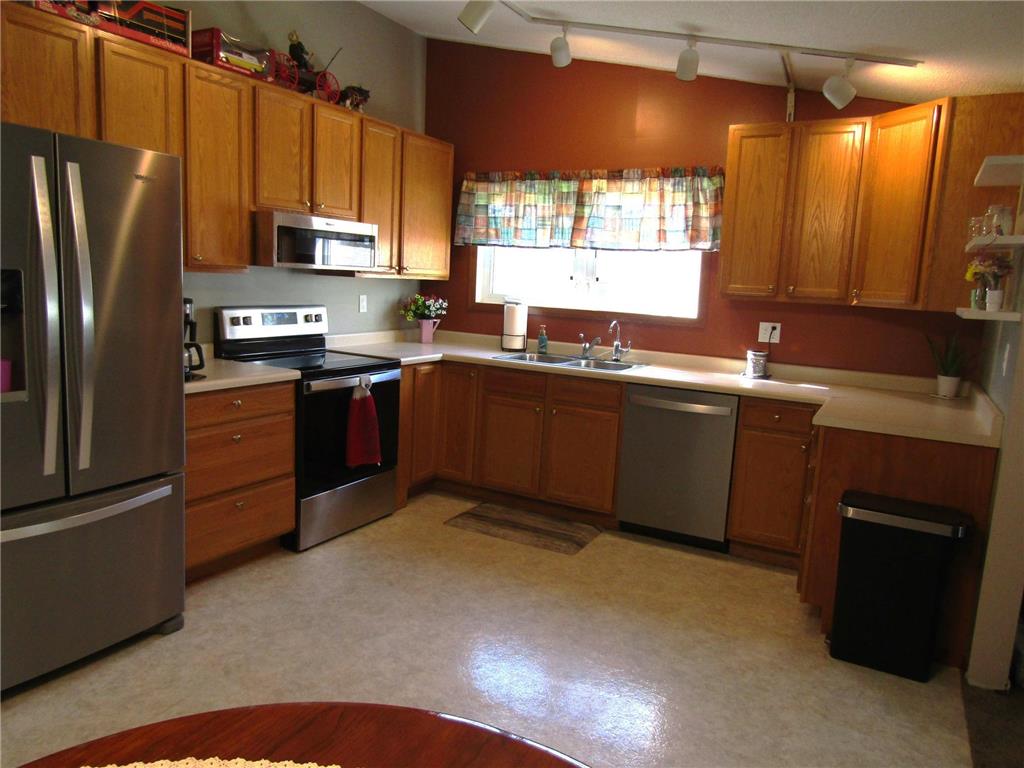 145 N Bordson Street Appleton MN 56208 6779233 image6