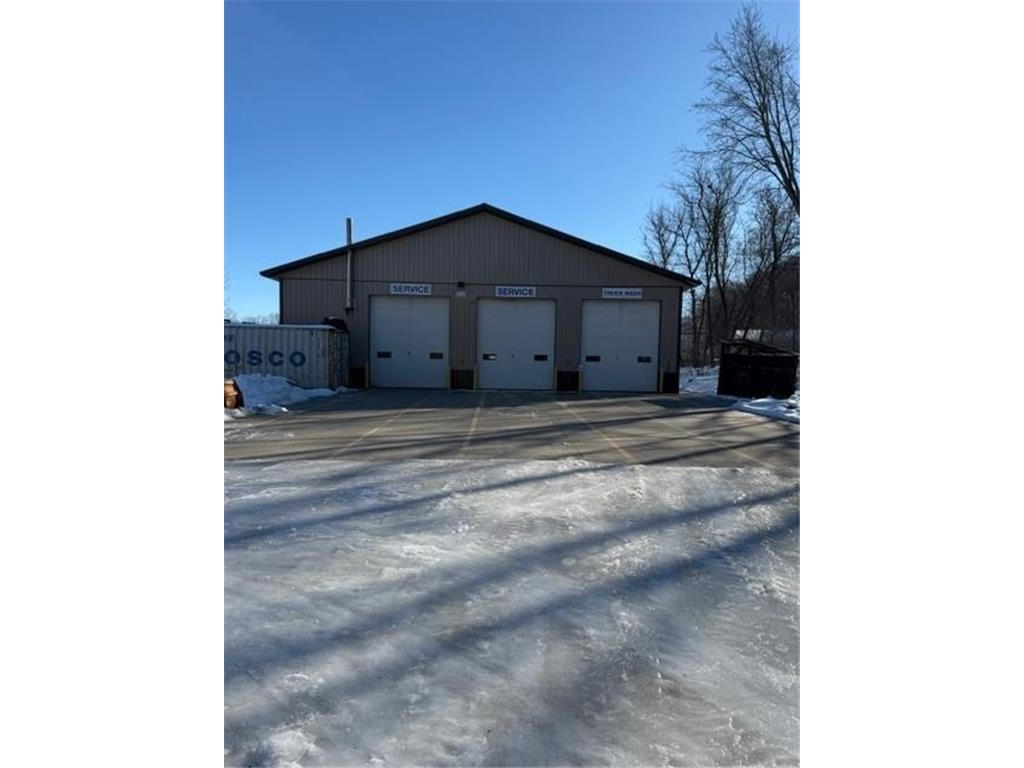 145 Railroad Avenue Ellsworth WI 54011 7008059 image1