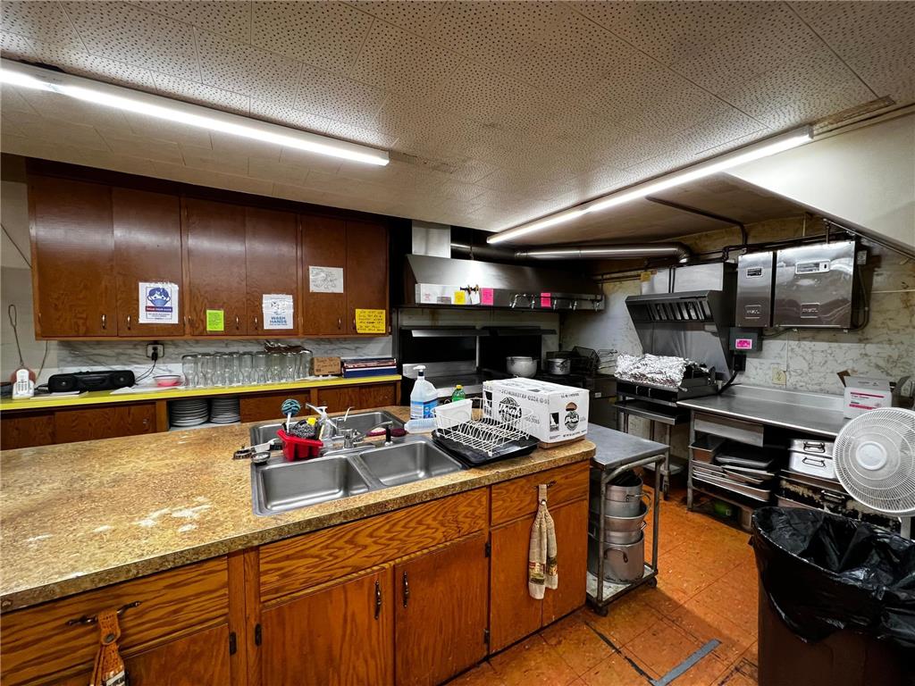 145 W Franklin Street Wells MN 56097 7014425 image31