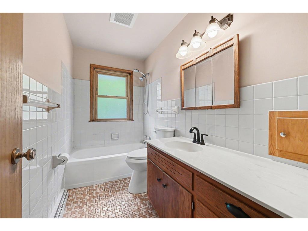 1450 Fremont Avenue Saint Paul MN 55106 7087972 image14