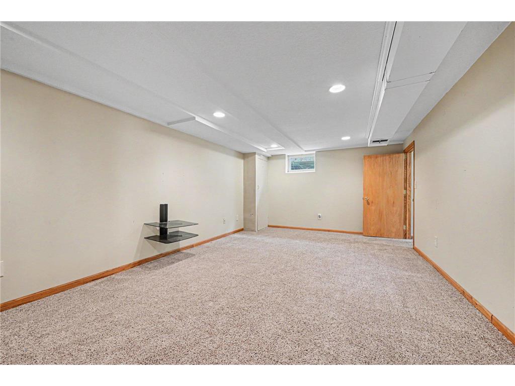 1450 Fremont Avenue Saint Paul MN 55106 7087972 image20