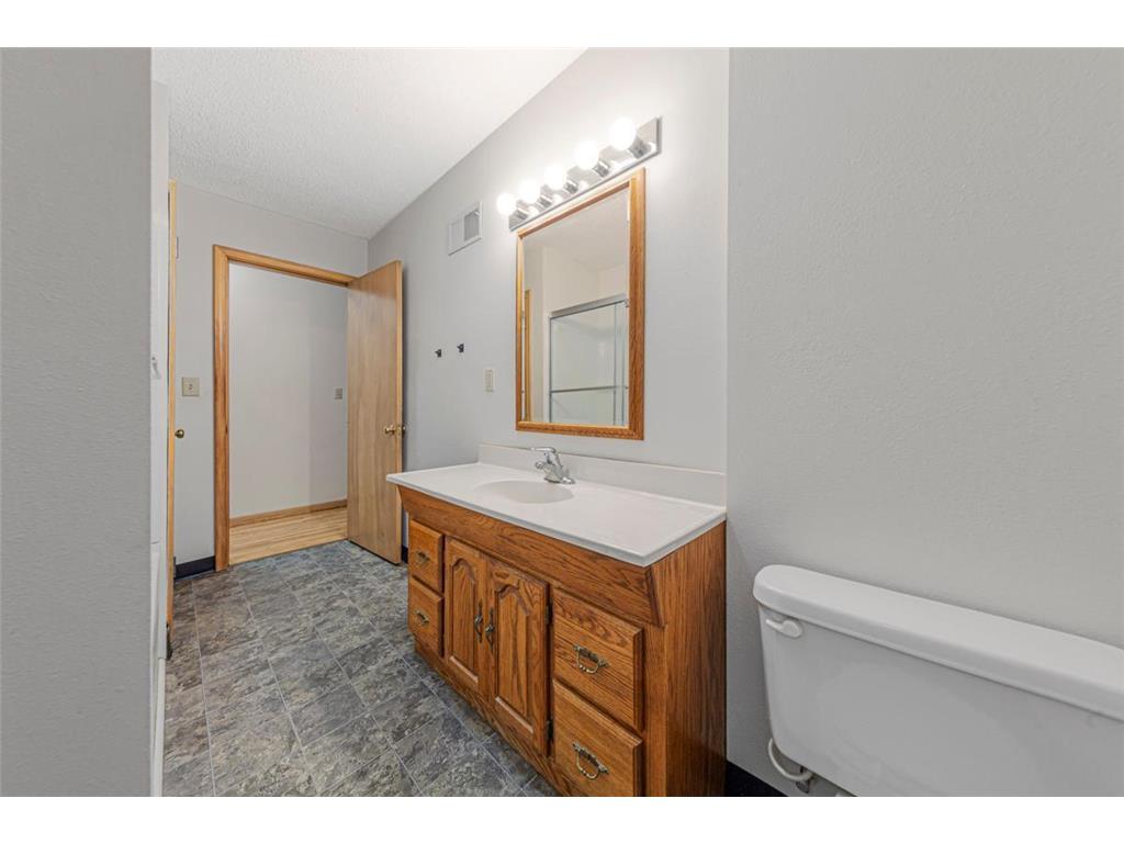 1450 Lookout Drive North Mankato MN 56003 6789920 image31