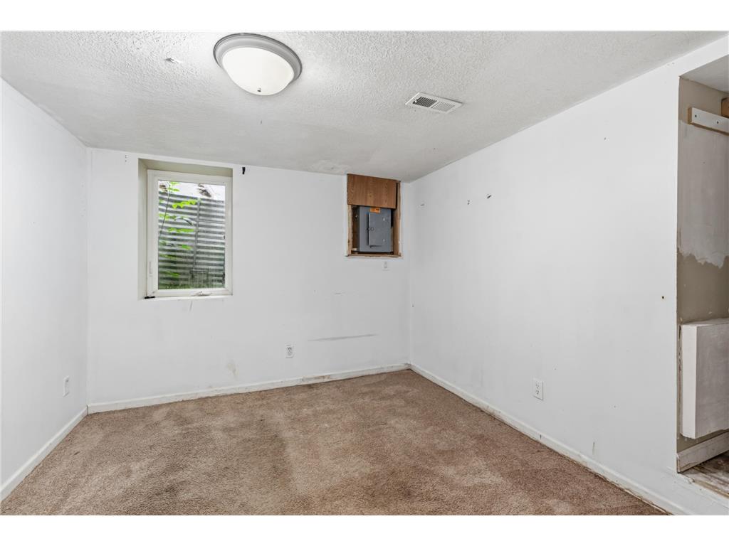 1450 Sandhurst Avenue E Maplewood MN 55109 7087415 image14