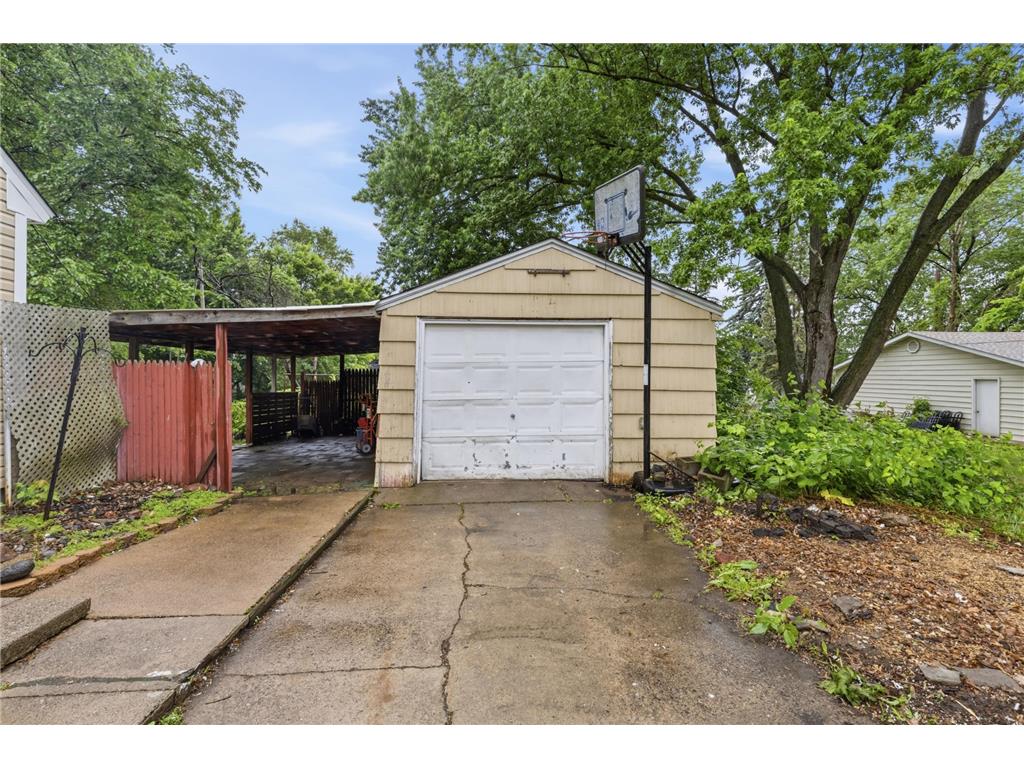 1450 Sandhurst Avenue E Maplewood MN 55109 7087415 image23