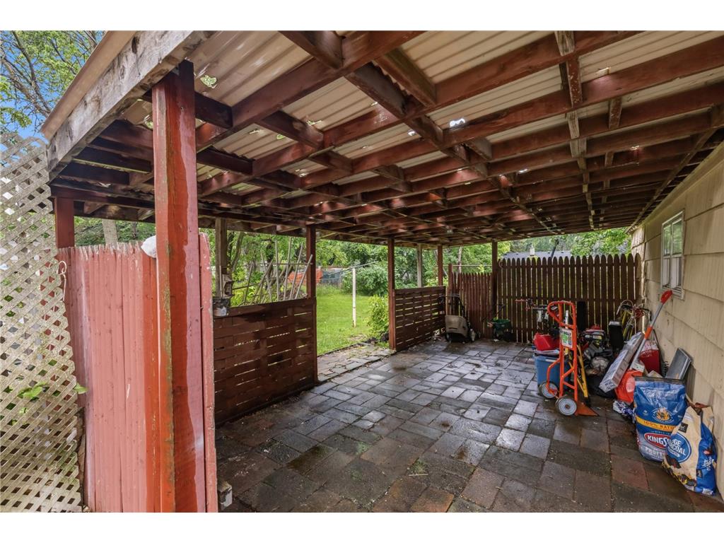 1450 Sandhurst Avenue E Maplewood MN 55109 7087415 image24