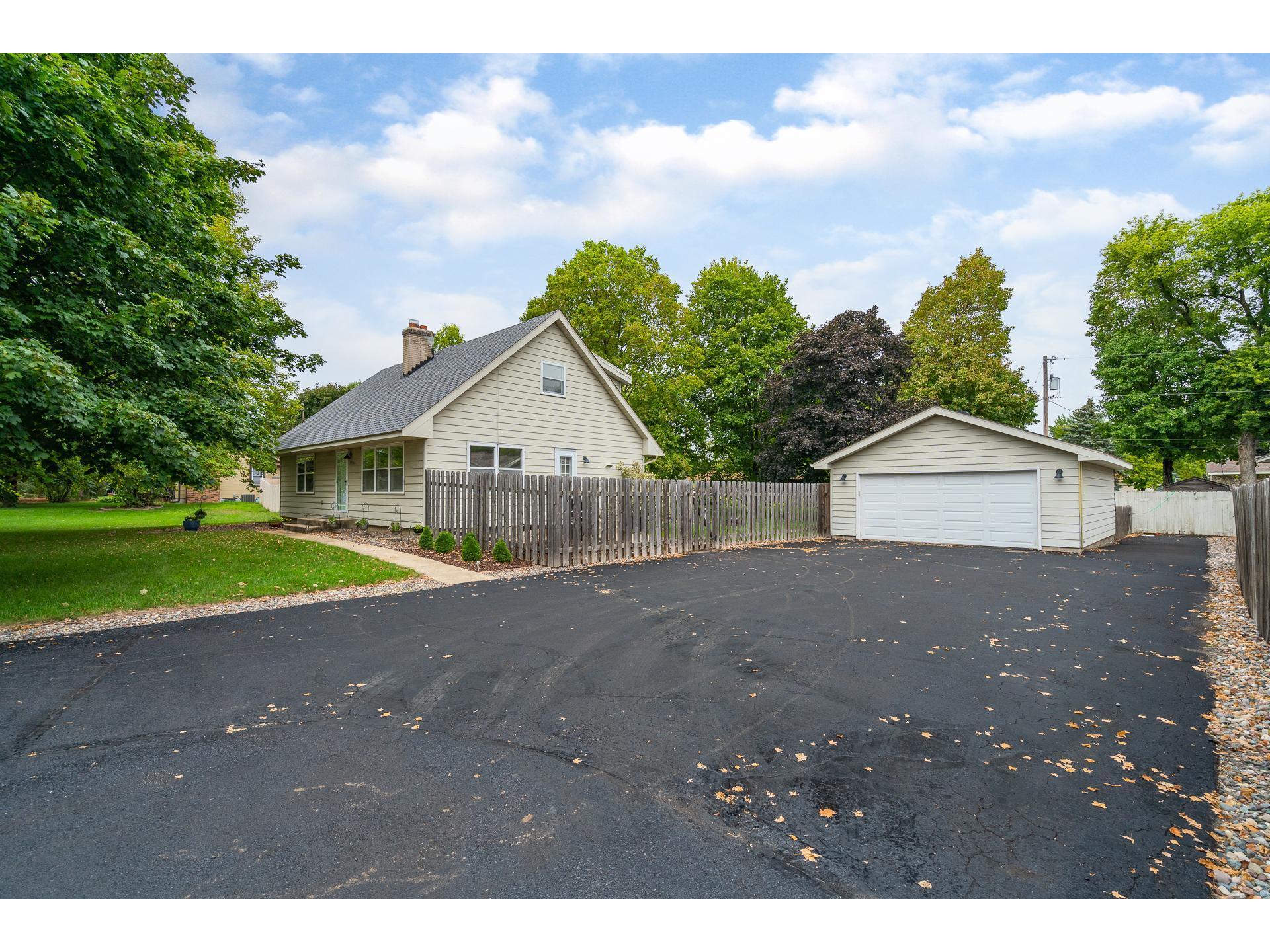 14506 County Road 6, Plymouth, MN, 55447 MLS 6026178 Edina Realty