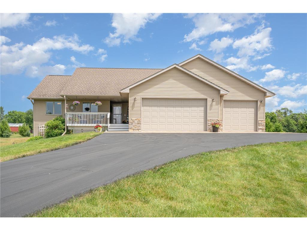 1451 92nd Street New Richmond WI 54017 6624109 image1